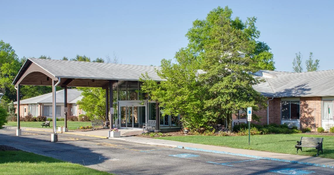 Image of Holly Manor Center (1)