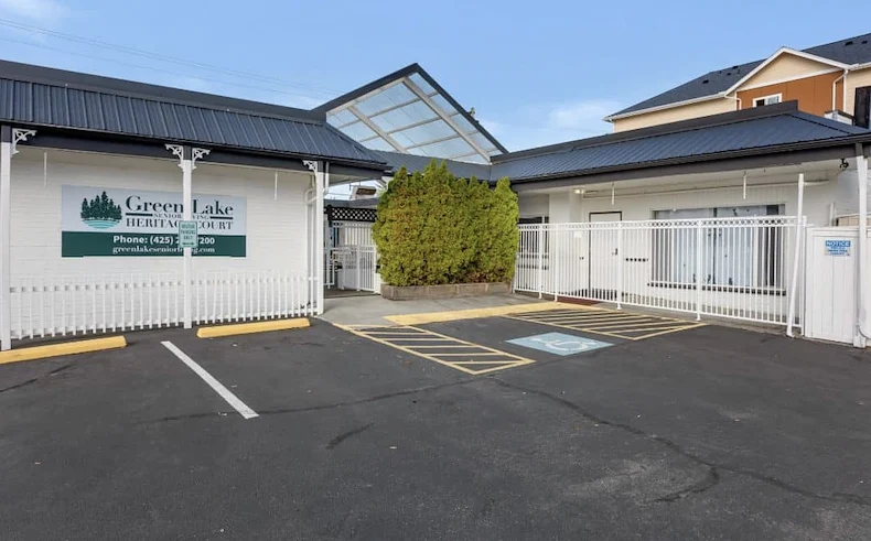 Image of Greenlake Heritage Court (1)