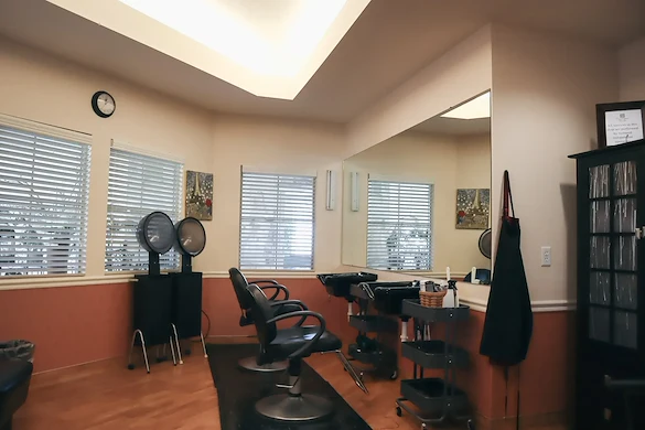 Image of Carrington Court (7)