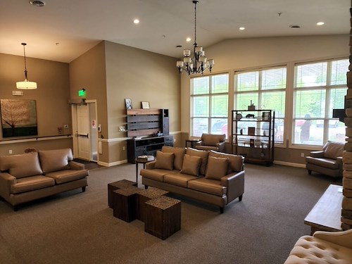 Image of Dimensions Living Pewaukee West (4)