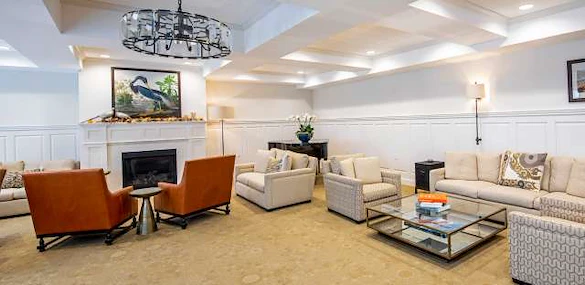 Image of Summit at Glenwyck (2)