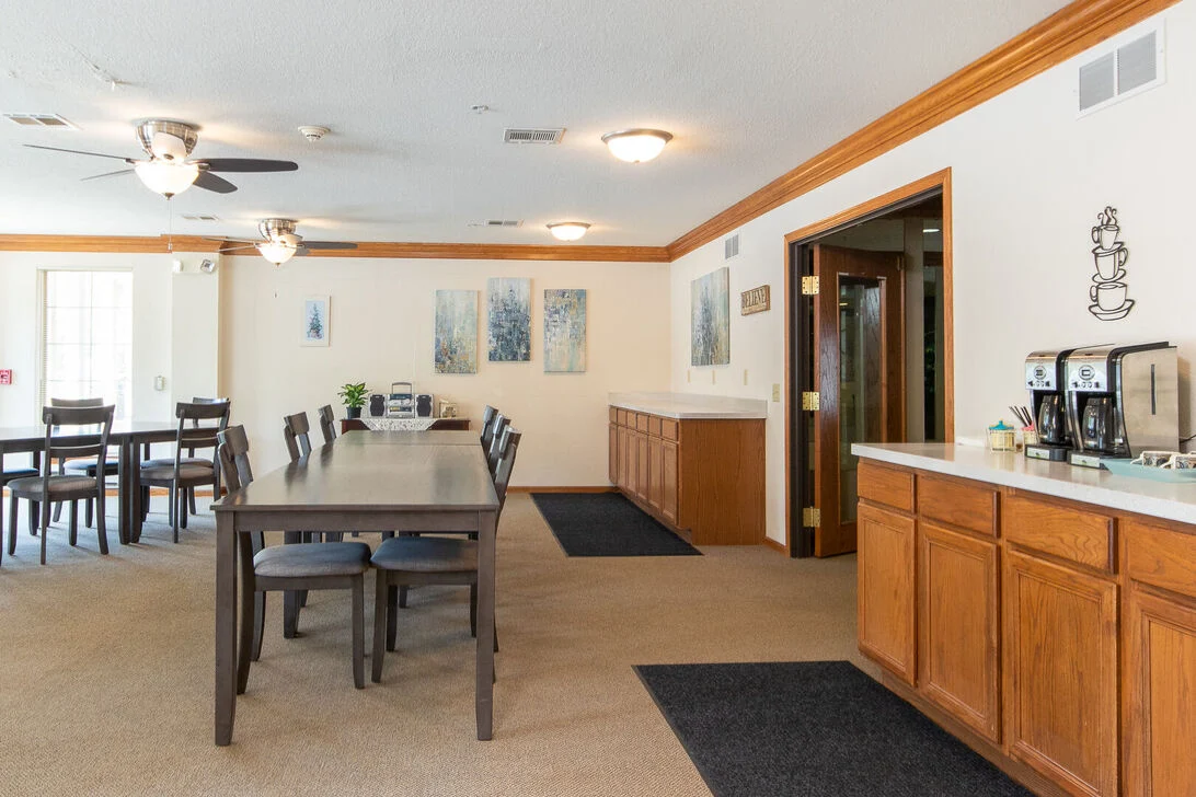 Image of Foxbrook Senior Living (9)