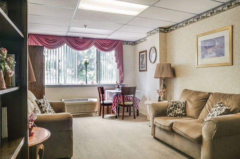 Image of Little Lehigh Manor (8)