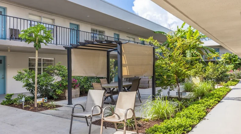 Image of Cresthaven East (2)