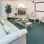 Las Fuentes Resort Village senior living in Prescott, AZ offering independent living, assisted living, and memory care, sitting area