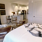 Image of Weatherly Inn - Renton (9)