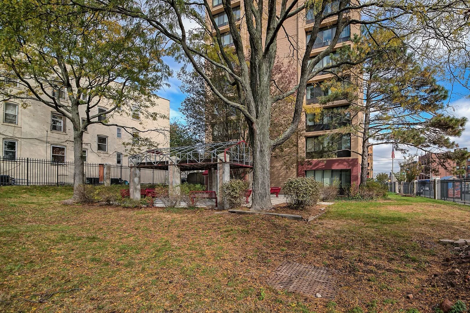 Image of Ocean Towers (5)