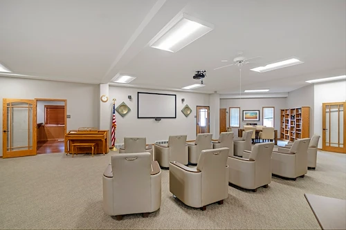 Image of Derian Lodge Senior Living (6)