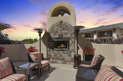 Image of Merrill Gardens at Santa Maria (8)