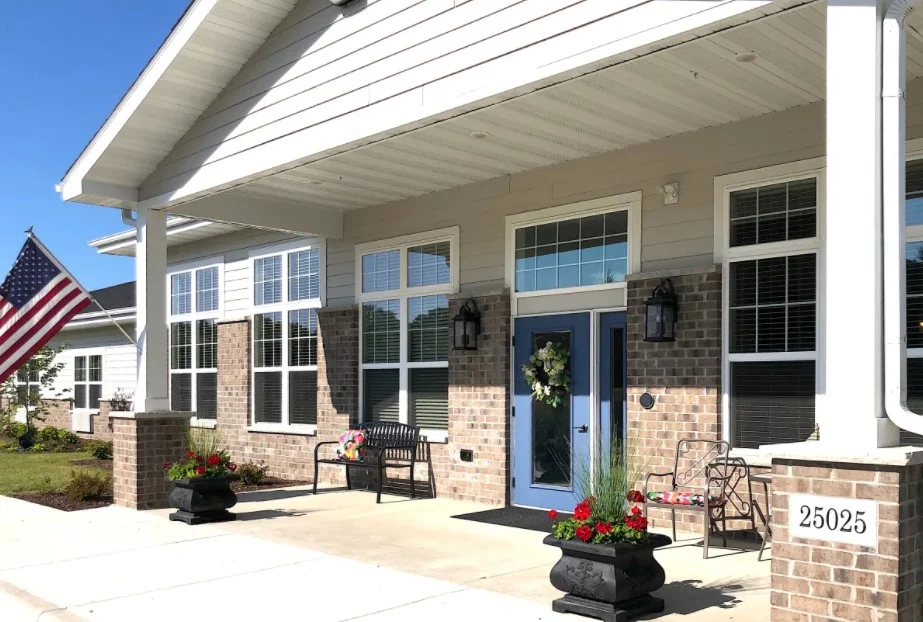 Image of Archwood Senior Living (1)