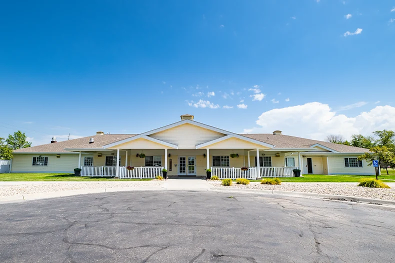 Pathfinder Senior Living in Fremont, NE, front exterior