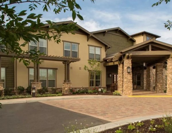 Image of Oakmont of Whittier (1)