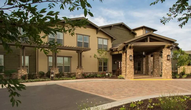 Image of Oakmont of Whittier (1)