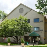 Image of Theresa Maxis Apartments (1)