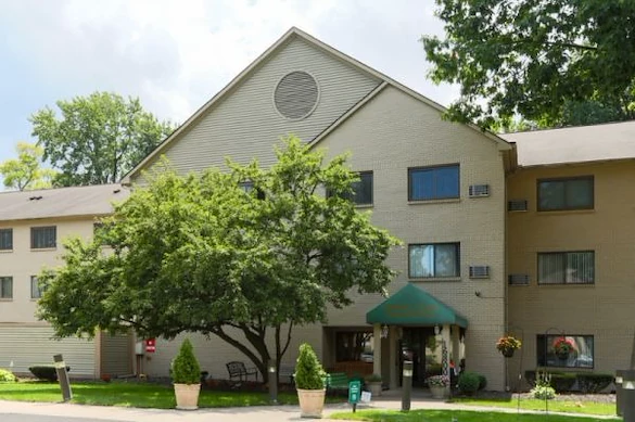 Image of Theresa Maxis Apartments (1)