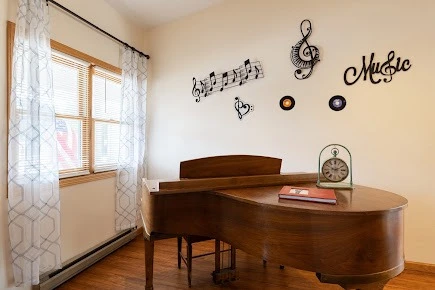 Image of Mitchell Suites - Cudahy (4)