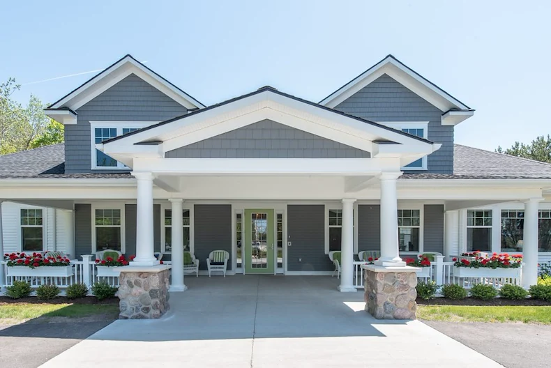 Pineview Cottage Assisted Living and Memory Care Building