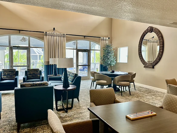 Alto Stuart, senior living community offering assisted living, memory care, and respite care in Stuart, FL, community gatthering area for socializing or activities