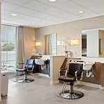 Alto Overland Park, senior living community offering assisted living and memory care in Overland Park, KS, beauty salon