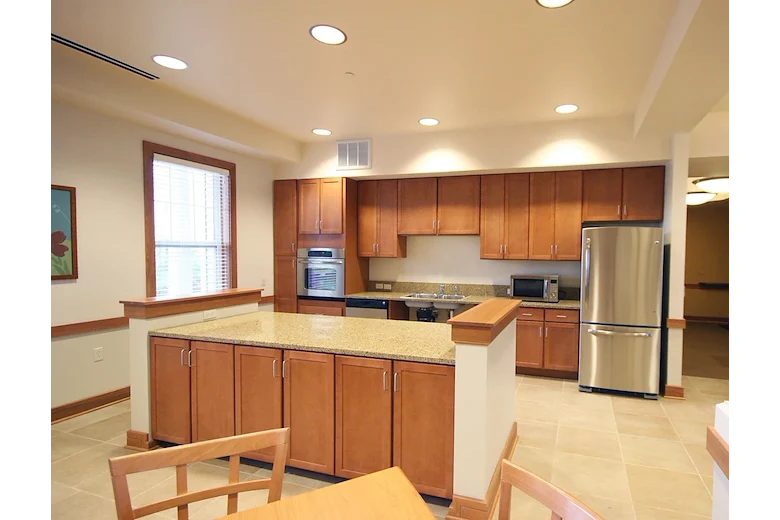 Image of Senior Living at Cambridge Heights (3)