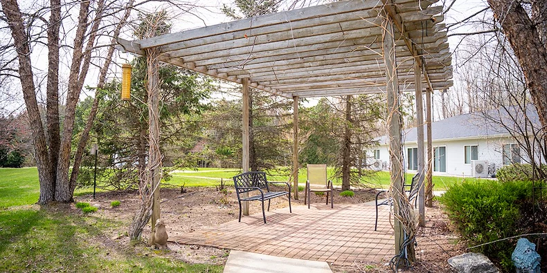 Image of Traverse Manor (2)