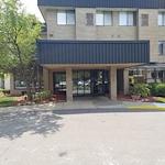 Image of Madison Manor Apartments (1)