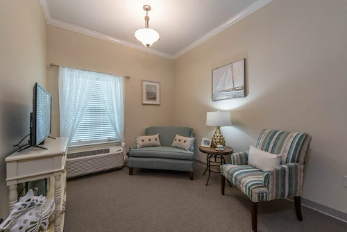  Plantation Oaks Assisted Living & Memory Care in High Springs, FL, living room