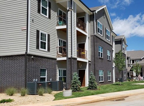 Image of Villas at Lark Pointe (1)