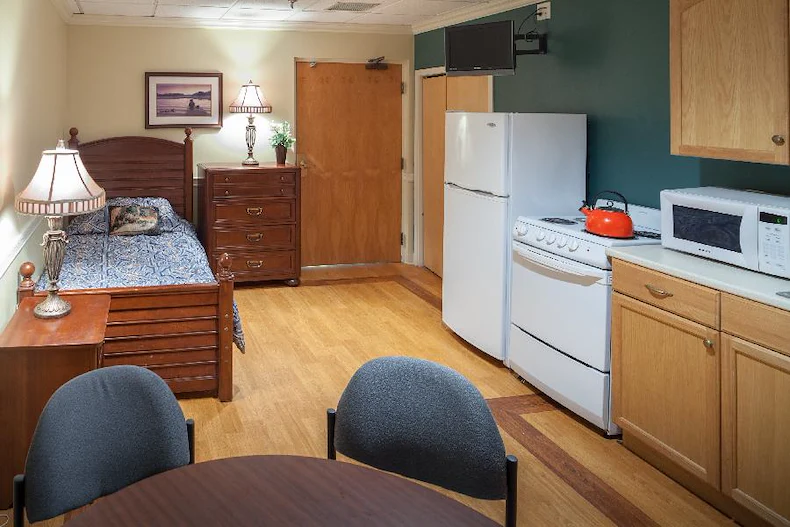 Image of Vantage At Wakefield LLC (3)