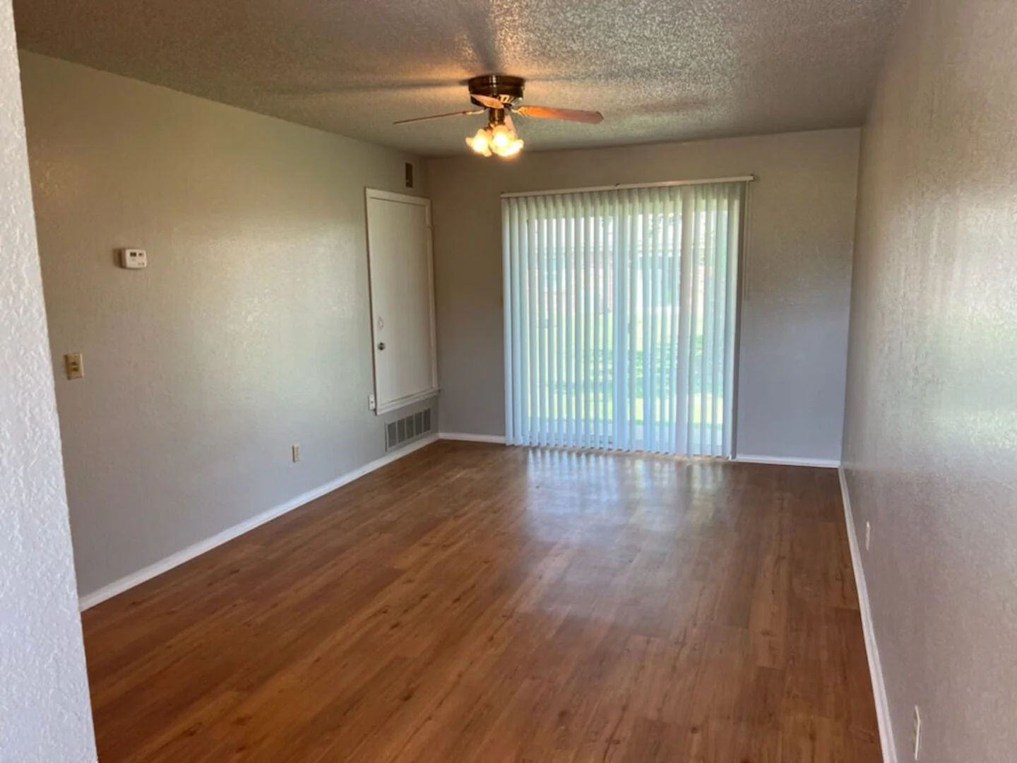 Image of West Edison Plaza Apartments (7)