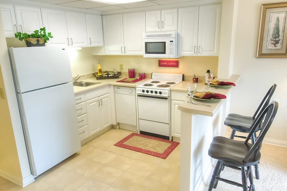 Image of Westside Garden Plaza (10)