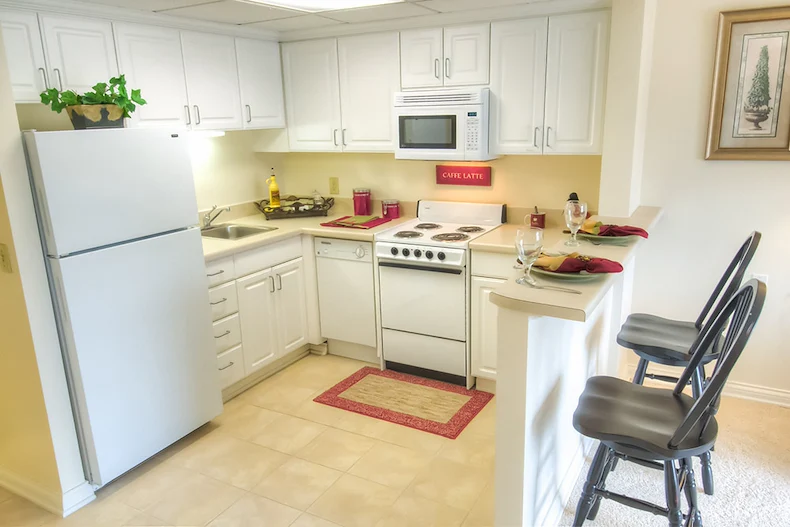 Image of Westside Garden Plaza (10)