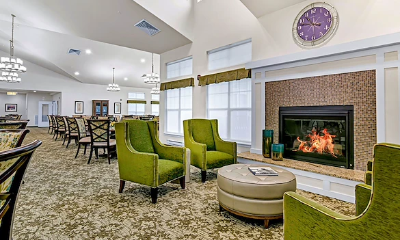 Sycamore Ridge Gracious Retirement Living Hawthorn Senior Independent Living in Collierville, Tennessee living room