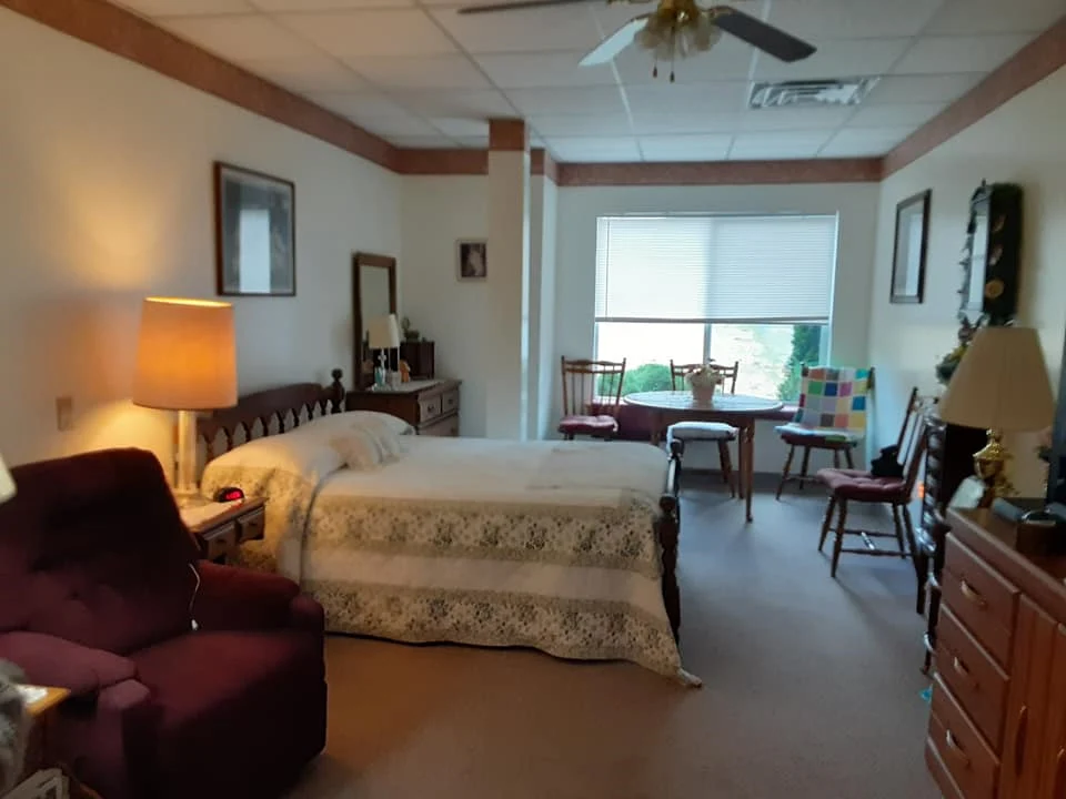 Image of Country Valley Home (3)