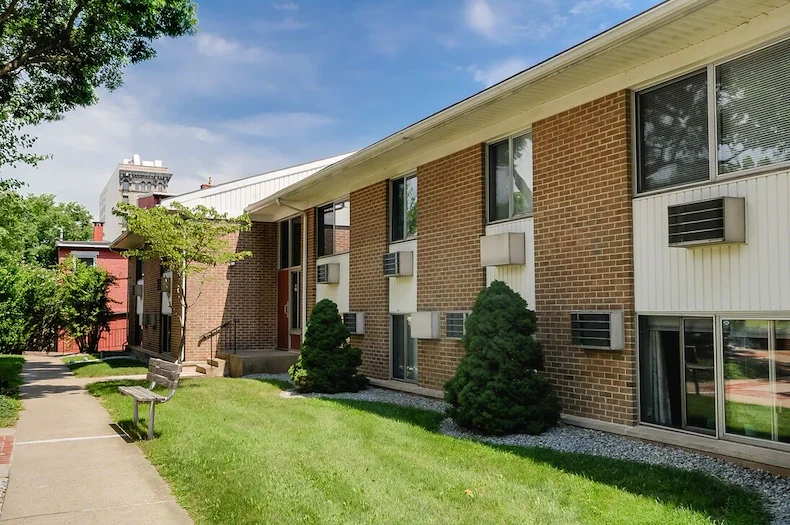 Image of Easton Senior Citizens Housing (1)