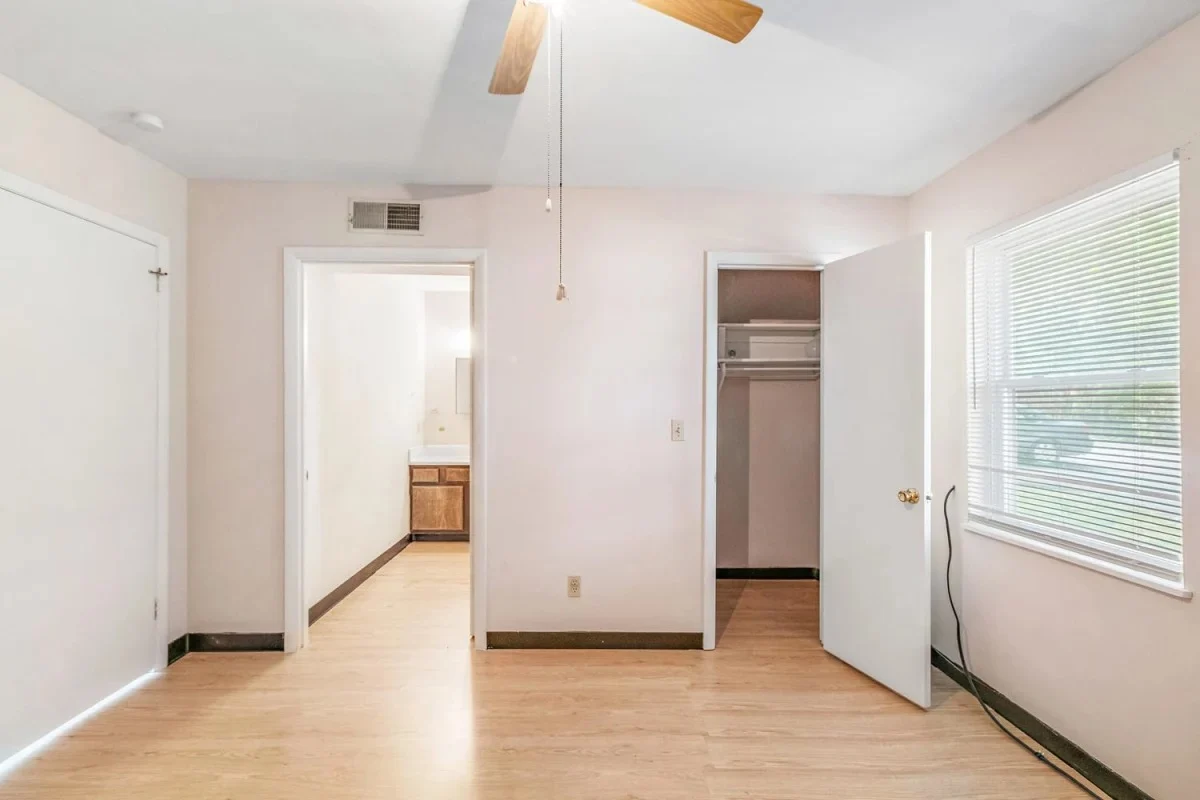 Image of Walnut Street Apartments (5)