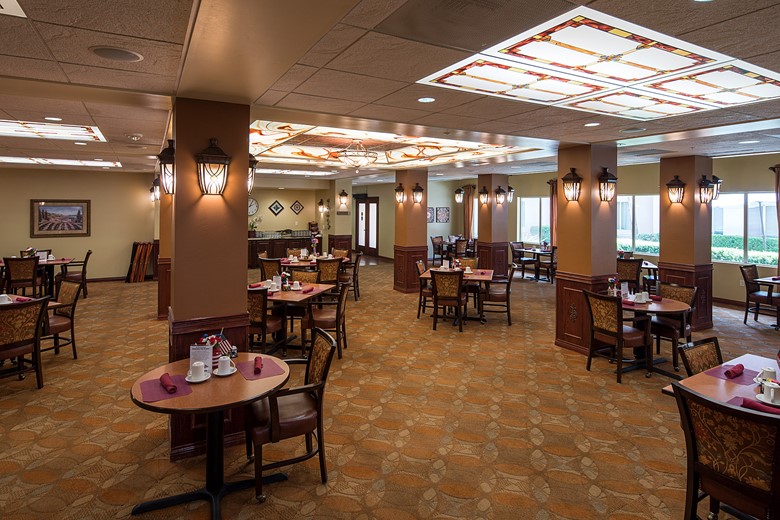 Image of Lantern Crest Senior Living (3)