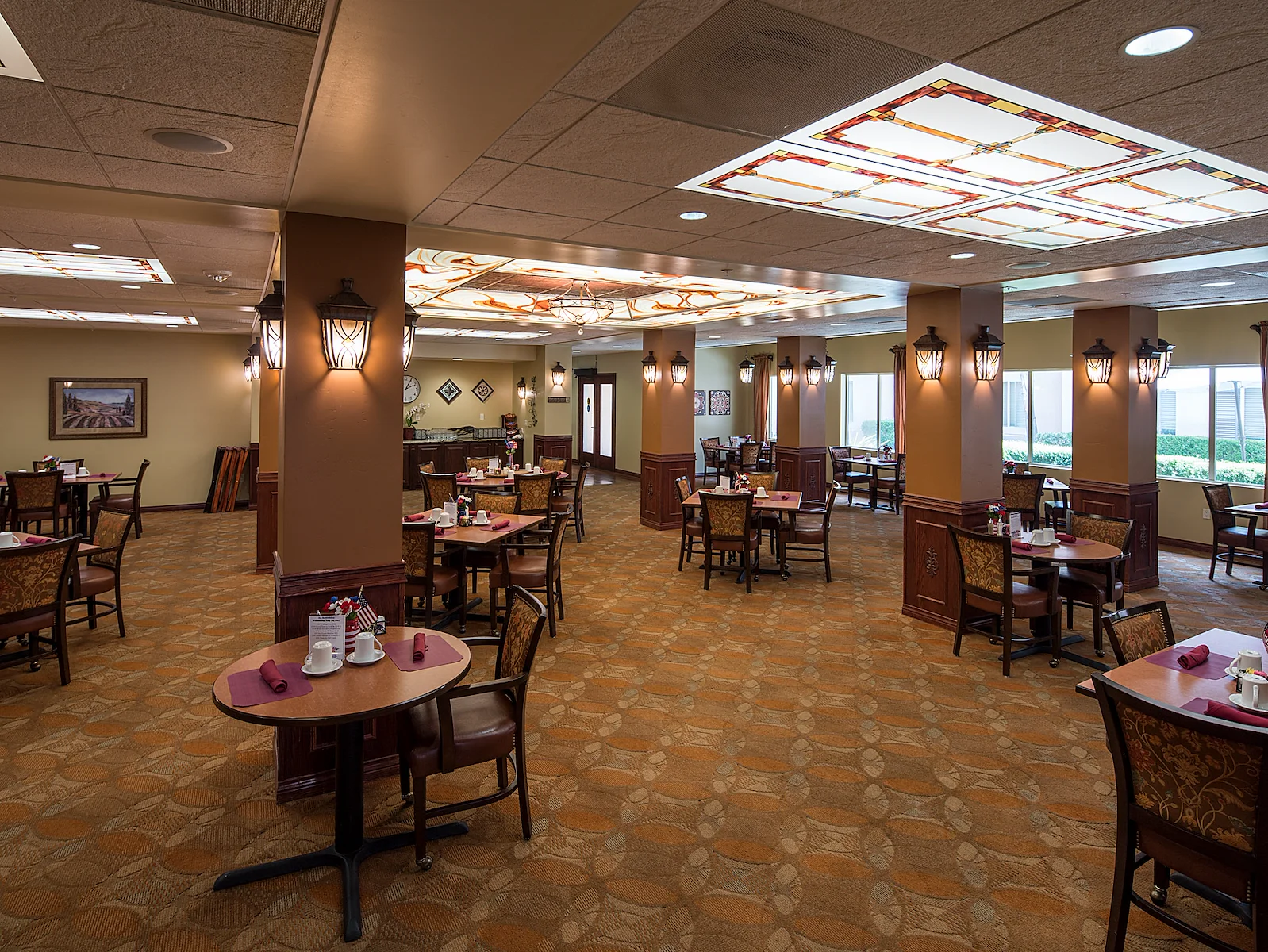 Image of Lantern Crest Senior Living (3)