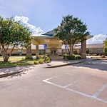 Image of Lakeshore Village Nursing And Rehabilitation (1)