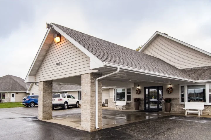 Image of Edgewood Brookings (2)