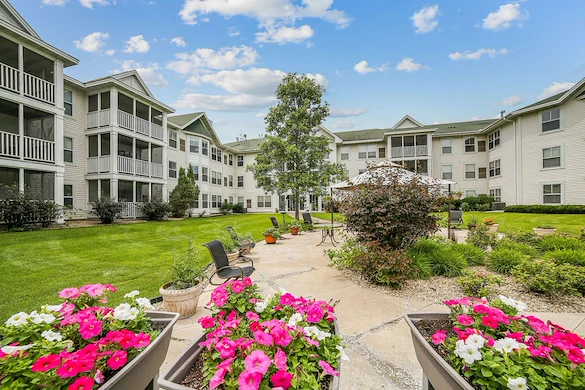 Image of Heathers Manor (3)