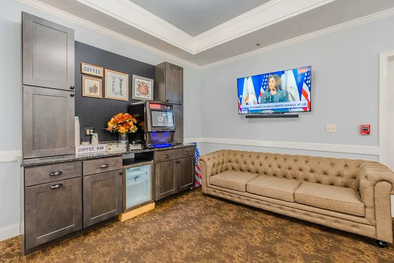 Image of Schuyler Commons (2)