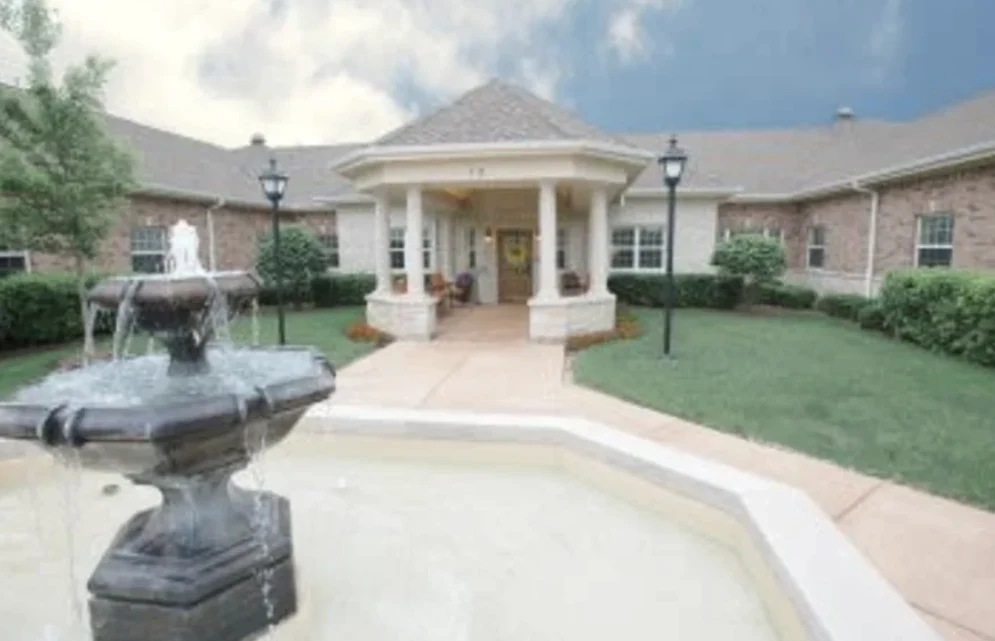 Franklin Place Senior Memory Care in Franklin, WI front exterior