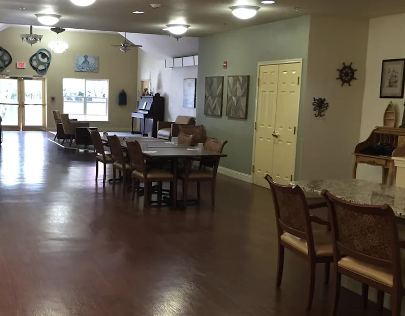 Image of Regent Court (3)