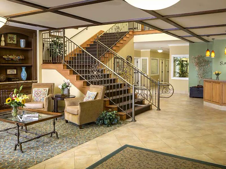 Image of Atria Santa Clarita (2)