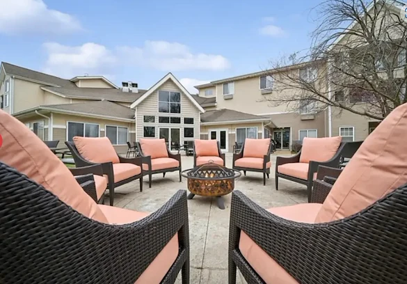 Image of College View Manor (7)