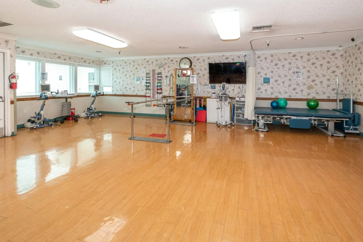 Image of Chatsworth Park Health Care Center (4)