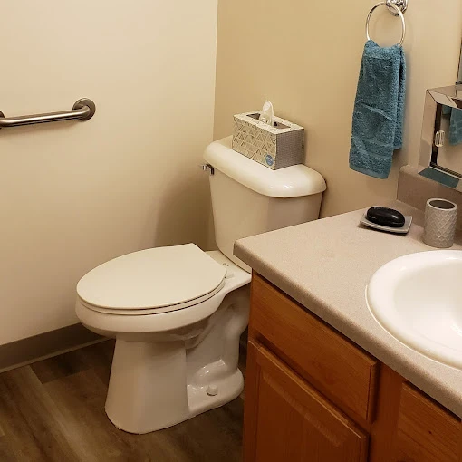 Sugar Creek Apartments independent senior living in Waukee, Iowa apartment bathroom
