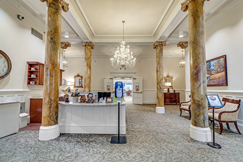 Image of AVIVA West Hartford (4)