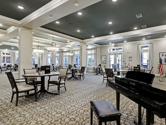 Pinnacle Grove's Senior Living dining area 